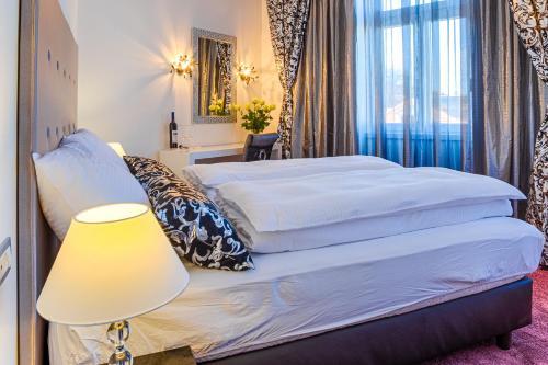 Hotel Starlight Luxury Rooms