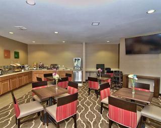 Hotel Comfort Inn