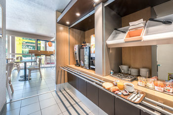 Hotel B&B H�tel Brest Kergaradec