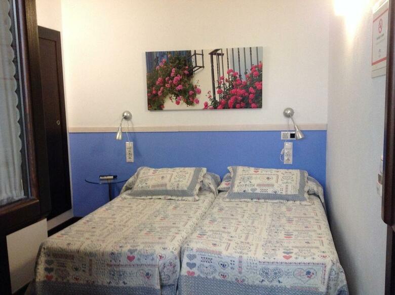 Hostal Hospeder�a Alma Andalus�