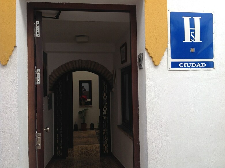 Hostal Hospeder�a Alma Andalus�
