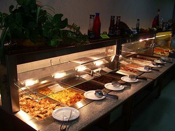 Raduzhny Hotel
