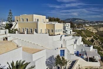 Noni's Apartments