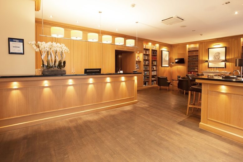 Townhouse Hotel