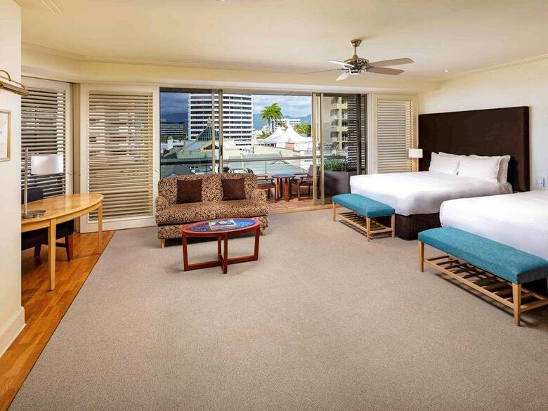 Pullman Reef Hotel Casino