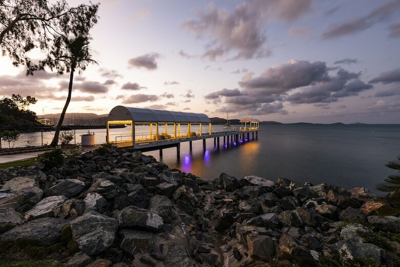Hotel Coral Sea Resort