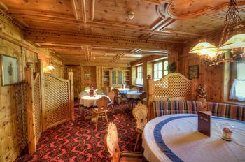 Hotel Alpina