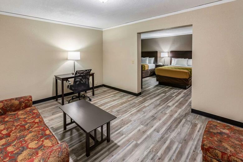 Hotel Econo Lodge Inn & Suites
