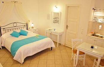 Reverie Santorini Hotel