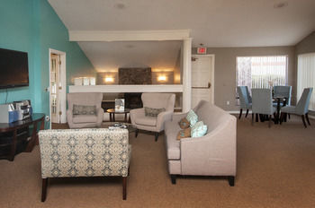 Apartamento Sunshine Suites At Midway