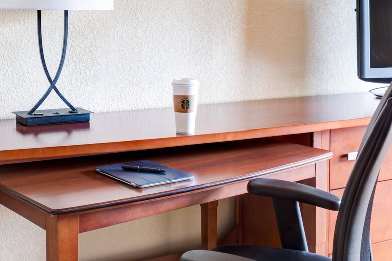 Hotel Courtyard By Marriott Rockville