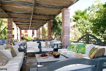 Hotel 9 Muses Santorini Resort