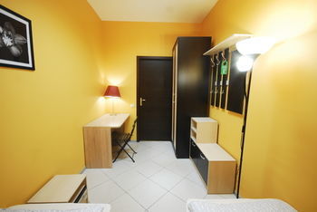 Albergue Landmark City Hotel