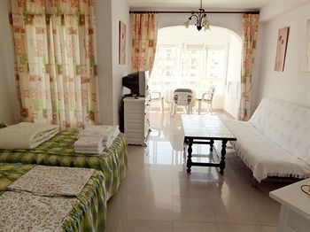 Apartamentos Intercentro Algarrobo-costa