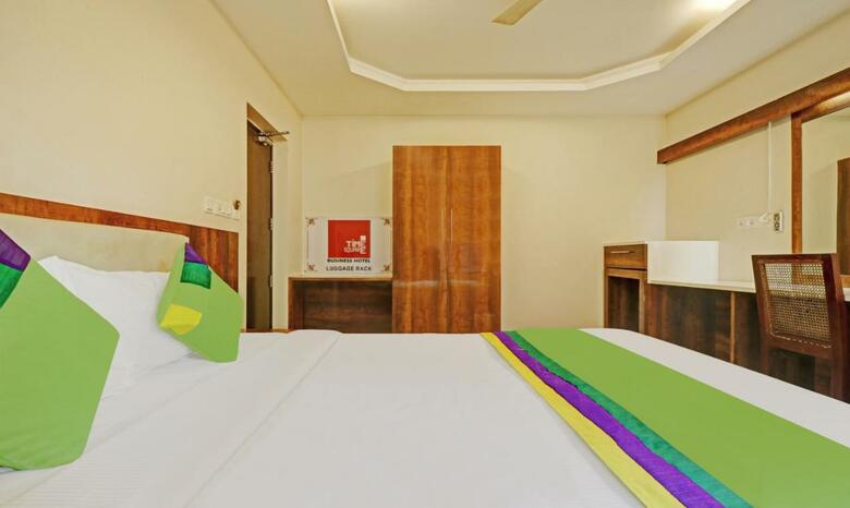 Time Square Hotel