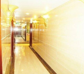 Lucky Hotel