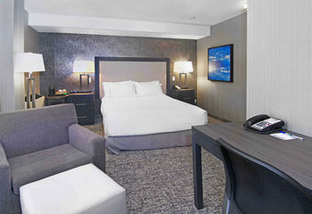 Holiday Inn Express Hotel & Suites Calgary Downtown
