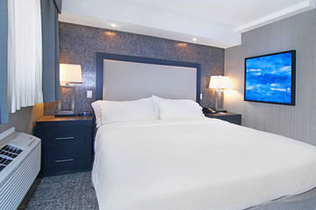 Holiday Inn Express Hotel & Suites Calgary Downtown