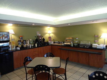 Hotel Quality Suites Whitby
