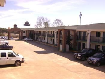 Motel Garden Inn & Suites