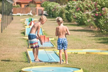 Residencia Rey Beach Club