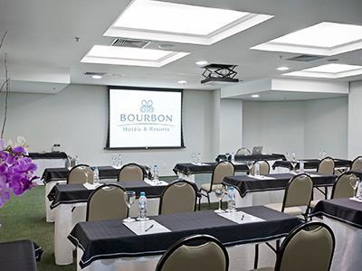 Bourbon Alphaville Business Hotel