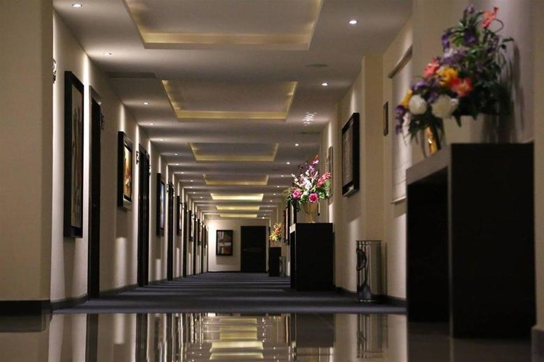 Hotel Two Select