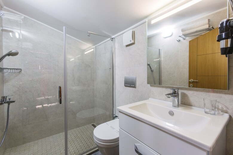 Hotel Acra