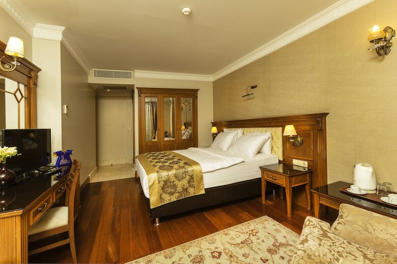 Hotel Acra