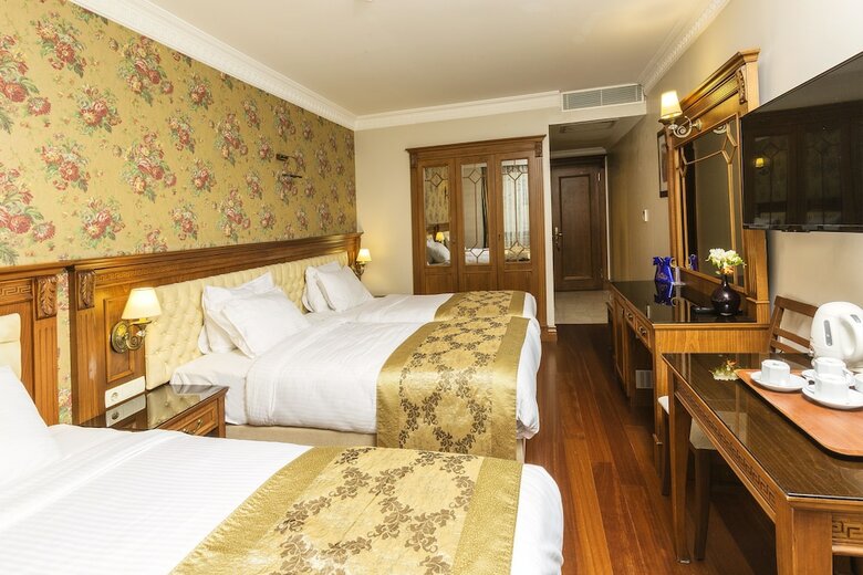 Hotel Acra