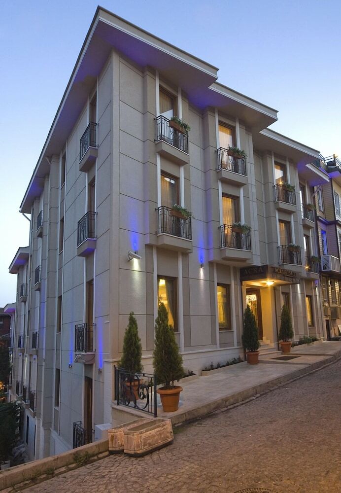 Hotel Acra