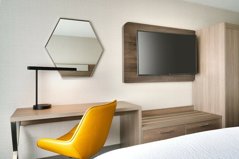 Holiday Inn Express Hotel & Suites Cheyenne