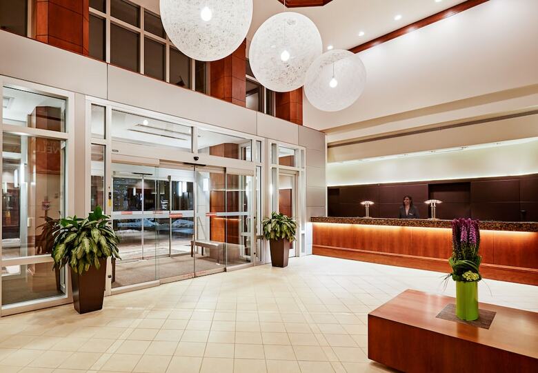 Intercontinental Suites Hotel Cleveland