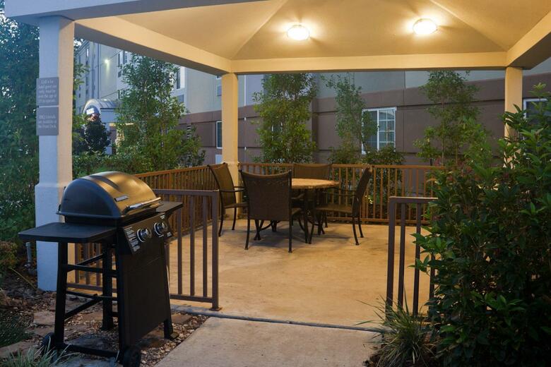 Hotel Candlewood Suites Lafayette
