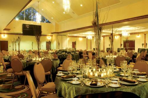 Holiday Inn Hotel & Suites Ocala Conference Center
