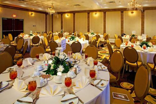 Holiday Inn Hotel & Suites Ocala Conference Center