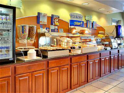 Hotel Holiday Inn Express Otay Mesa