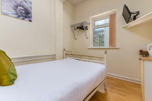 Hostal Brecks Hotel