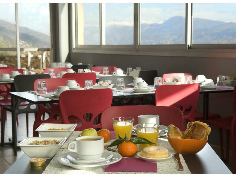 Du Baou Hotel