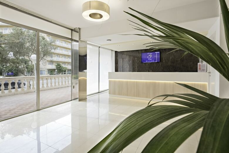 Hotel Azuline Bahamas (pmi)