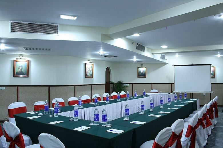 Hotel Best Western Amrutha Castle
