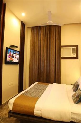 Rupam Hotel