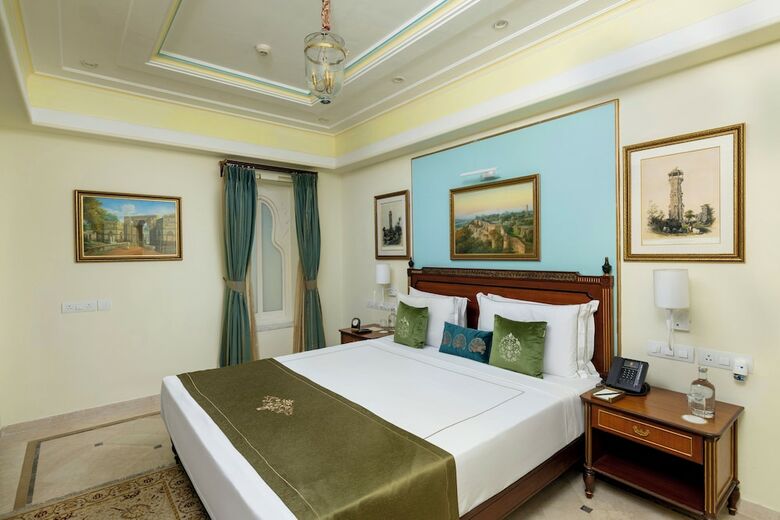 Hotel Fateh Prakash Palace