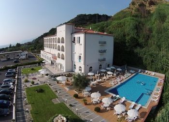 Hotel Total