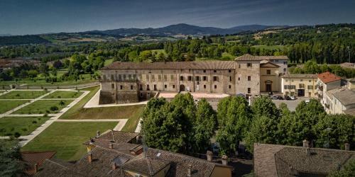 Hostal Hotel Cortaccia Sanvitale