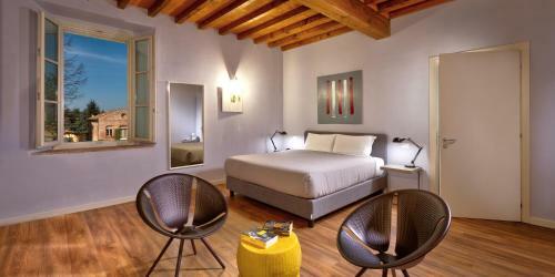 Hostal Hotel Cortaccia Sanvitale