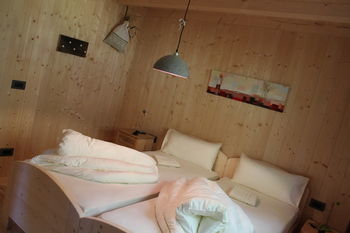 Forest Chalet Resort Felizitas