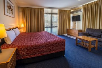 Hotel Sundowner Motor Inn