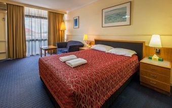 Hotel Sundowner Motor Inn