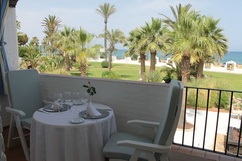 Hotel Parador De Moj�car